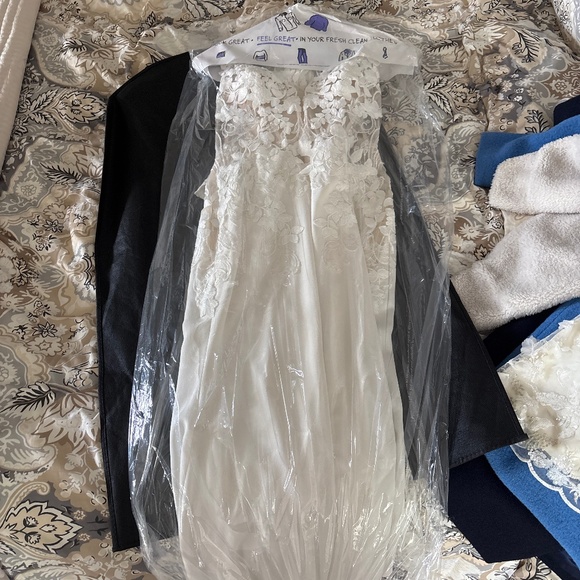 Enzoani Wedding Gown